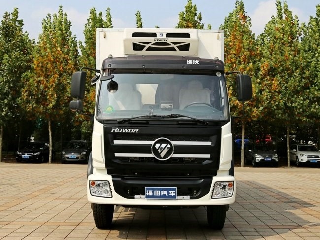 (廂長(zhǎng)6.8米)福田瑞沃冷藏車