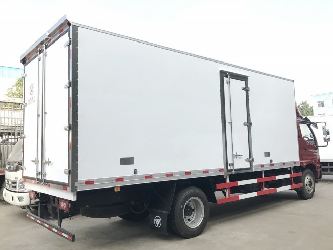 (廂長6.1米)福田奧鈴一排半冷藏車